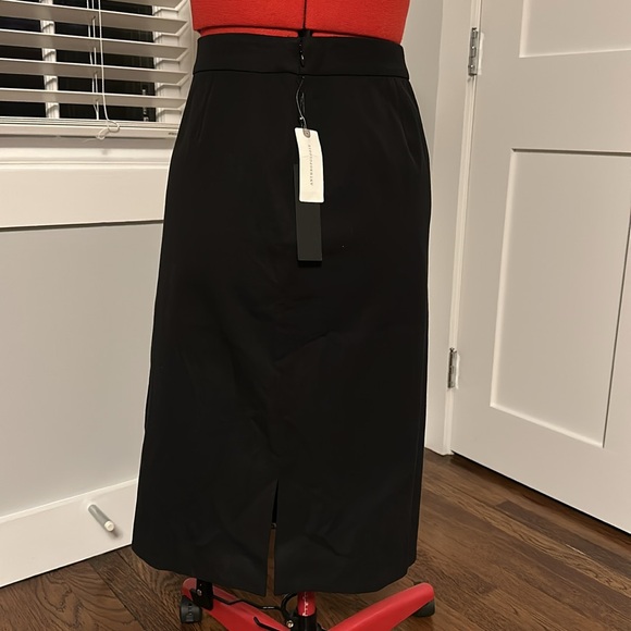 Anthropologie Essential Pencil Skirt, Black, Size 2 - Picture 2 of 4